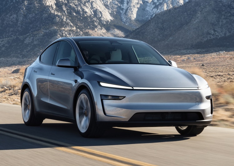 Novate a Tesla Model Y Rear Wheel Drive Auto through Maxxia novated leasing today.